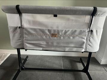 Side sleeper LEUK bedje babybed babyspullen mobiele wieg beschikbaar voor biedingen