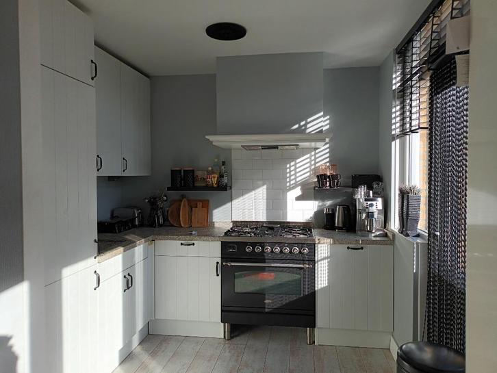 Complete keuken, Huis en Inrichting, Keuken | Complete keukens, Gebruikt, Hoekkeuken, Wit, Graniet of Steen, Ophalen