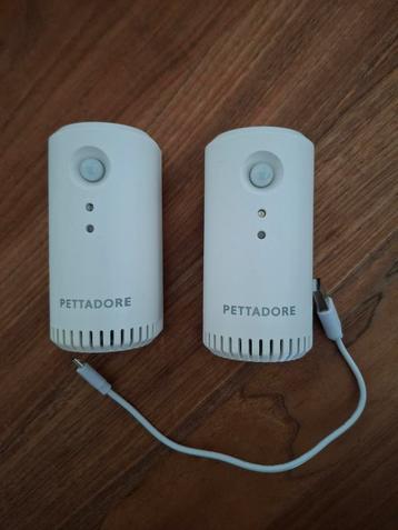 2x Pettadore Luchtverfrissers, klein beschikbaar voor biedingen