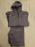 Nike Tech Fleece Trainingspak - Grijs, Nike, Overige maten, Ophalen of Verzenden, Zo goed als nieuw