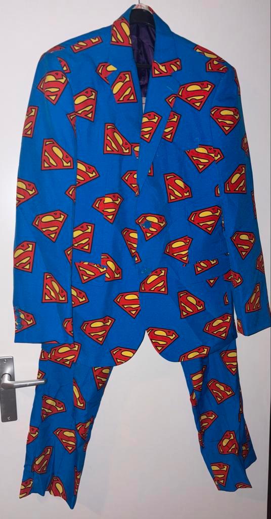 Carnavals pakken, Kleding | Heren, Carnavalskleding en Feestkleding, Zo goed als nieuw, Kleding, Carnaval, Maat 56/58 (XL), Ophalen