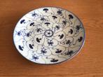 Porseleinen bord diameter 26 cm, Ophalen of Verzenden, Zo goed als nieuw, Porselein, Bord of Schaal