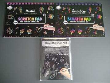 Scratch pad, gekleurd papier beschikbaar voor biedingen
