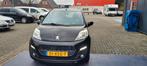 Peugeot 107 1.0 12V 5DR 2012 Zwart, Auto's, Peugeot, Origineel Nederlands, Te koop, Benzine, 4 stoelen