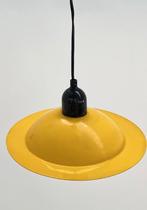 Italiaanse design hanglamp geel design Italy, Huis en Inrichting, Ophalen of Verzenden, Zo goed als nieuw, Minder dan 50 cm