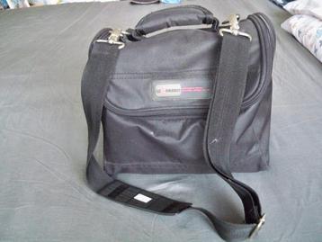 Beauty case beschikbaar voor biedingen