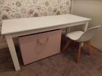 Leuk kinder bureau / speeltafel kleur Wit., Kinderen en Baby's, Ophalen, Gebruikt, Tafel(s)