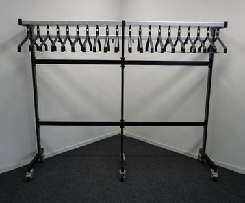 Kapstok van Esch | 20 hangers | 10 haken | Garderobe kapstok beschikbaar voor biedingen
