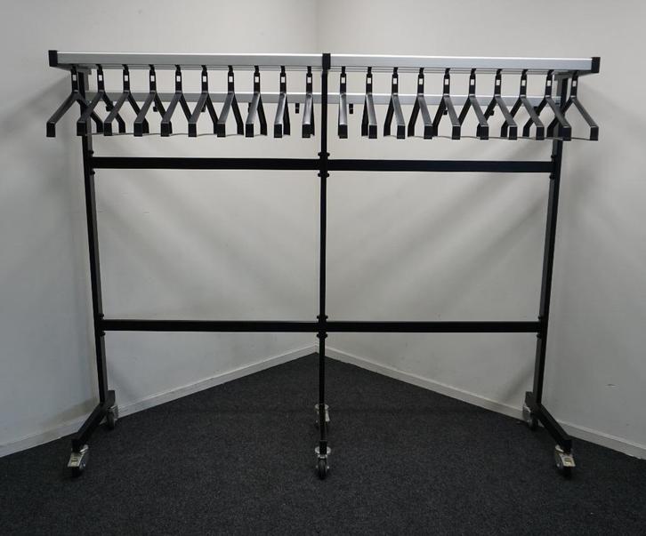 Kapstok van Esch | 20 hangers | 10 haken | Garderobe kapstok, Huis en Inrichting, Woonaccessoires | Kapstokken, Gebruikt, Staande kapstok