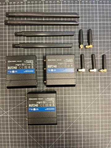 Teltonika RUT240 4G LTE router (3X) beschikbaar voor biedingen