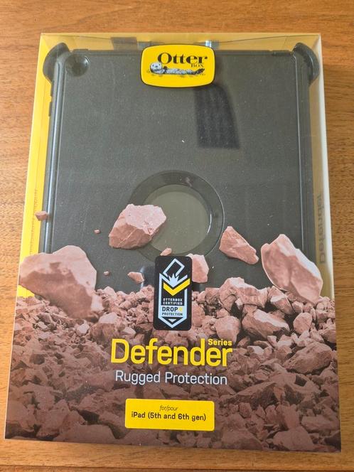 iPad Otterbox Defender Serie (5th and 6th generatie), Computers en Software, Tablet-hoezen, Zo goed als nieuw, Bescherming voor- en achterkant