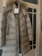 Moncler winterjas, Ophalen of Verzenden, Nieuw, Maat 38/40 (M), Beige