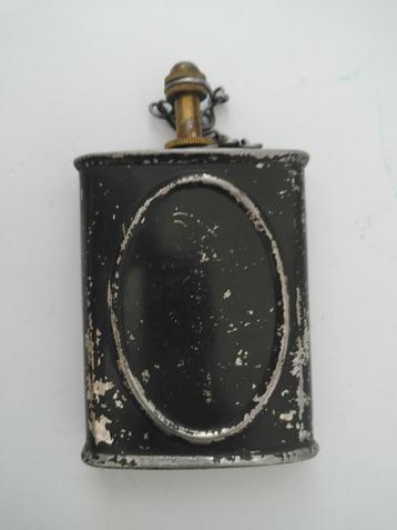 US weapon oilcan beschikbaar voor biedingen