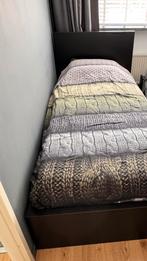 Ikea bed 90 x 200 + ombouw ( zie foto tekening), Huis en Inrichting, Ophalen, Strak, Gebruikt, 90 cm