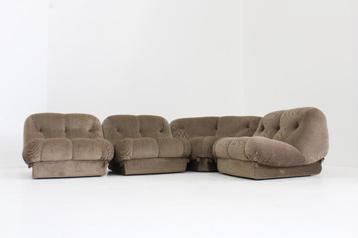 Vintage Italiaanse modulaire Nuvolone sofa Mimo Padova 1970s beschikbaar voor biedingen