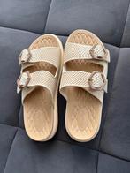 Happy Flops maat 40, Slippers, Beige, Ophalen of Verzenden, Zo goed als nieuw