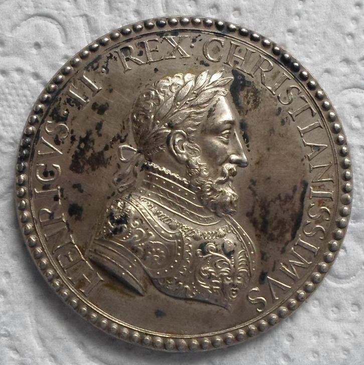 Hendrik de II Van Frankrijk 1552., Postzegels en Munten, Penningen en Medailles, Overige materialen, Buitenland, Verzenden