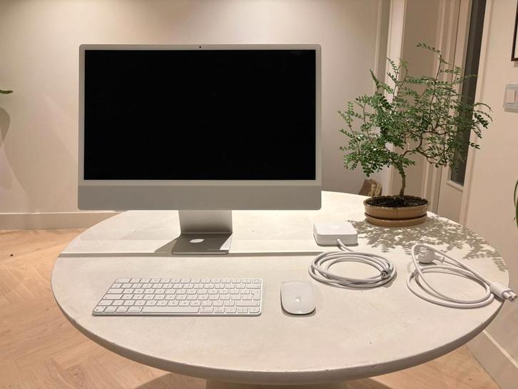 Apple iMac - M4 - 24-inch (2024) - Zilver, Computers en Software, Apple Desktops, Zo goed als nieuw, iMac, HDD en SSD, 4 Ghz of meer