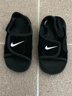 sandalen van Nike maat 23.5, Schoentjes, Jongetje of Meisje, Zo goed als nieuw, Verzenden
