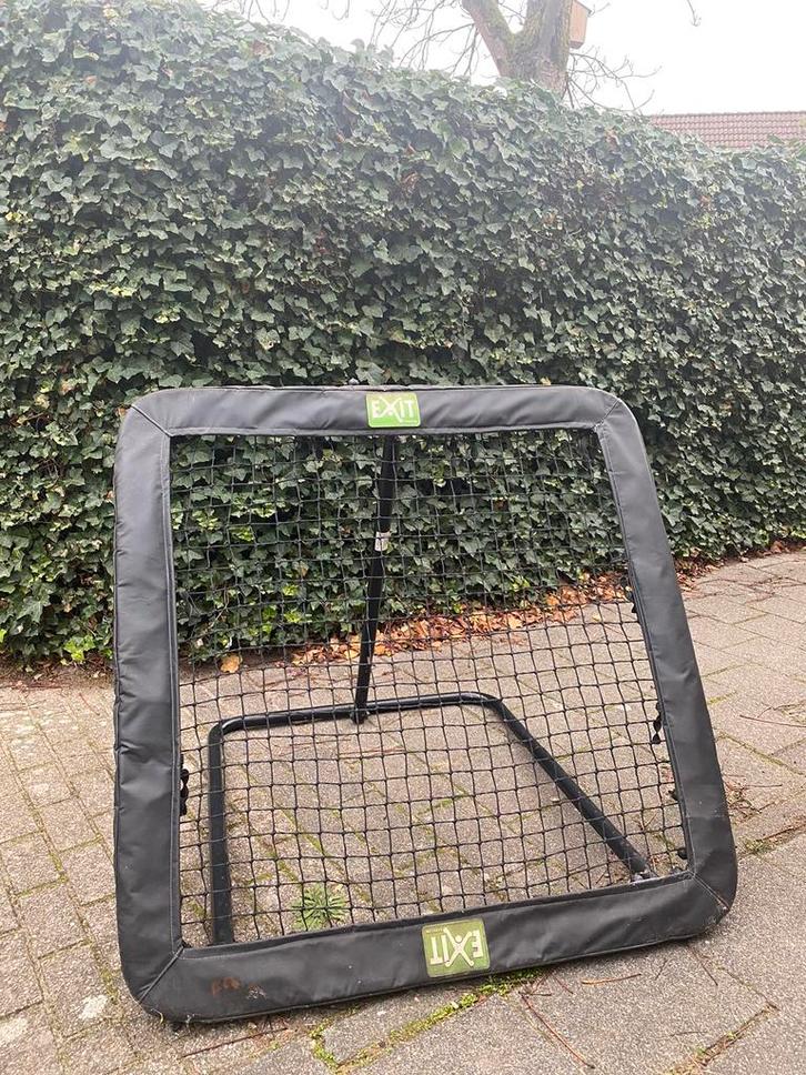EXIT Kickback Rebounder Large (124x124cm), Sport en Fitness, Handbal, Gebruikt, Toebehoren, Ophalen