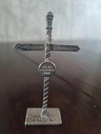 Zilveren miniatuur ANWB Wegwijzer., Antiek en Kunst, Ophalen of Verzenden, Zilver