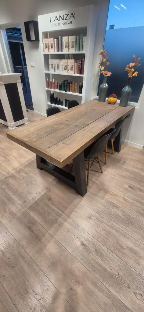 Industriële tafelpoten, Huis en Inrichting, Tafels | Eettafels, Zo goed als nieuw, 100 tot 150 cm, 200 cm of meer, Vijf personen of meer