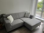 Grijze driezitsbank met hocker, Ophalen, Zo goed als nieuw, 75 tot 100 cm, Stof