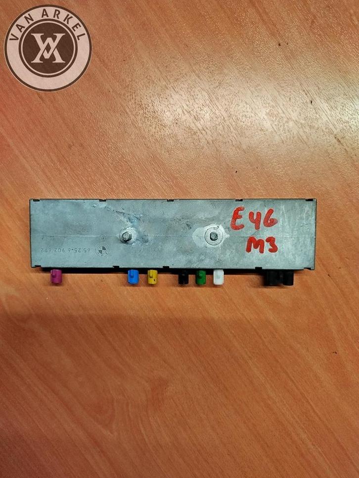 Antenne versterker E46 M3 6902692, Auto diversen, Autoradio's, Gebruikt, Ophalen of Verzenden