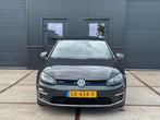 Volkswagen Golf 1.4 TSI GTE Led Leder Navi Pano Trekhaak, Auto's, 4 cilinders, Zwart, 1499 kg, 149 pk