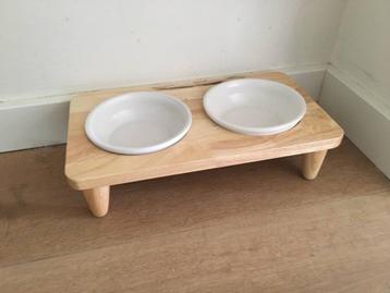 Houten Honden/poezen voerbakjes dinerset designed by Lotte beschikbaar voor biedingen