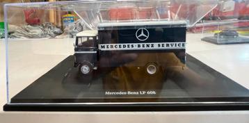 Schuco Mercedes Benz LP608 service truck clasic 1:43 beschikbaar voor biedingen