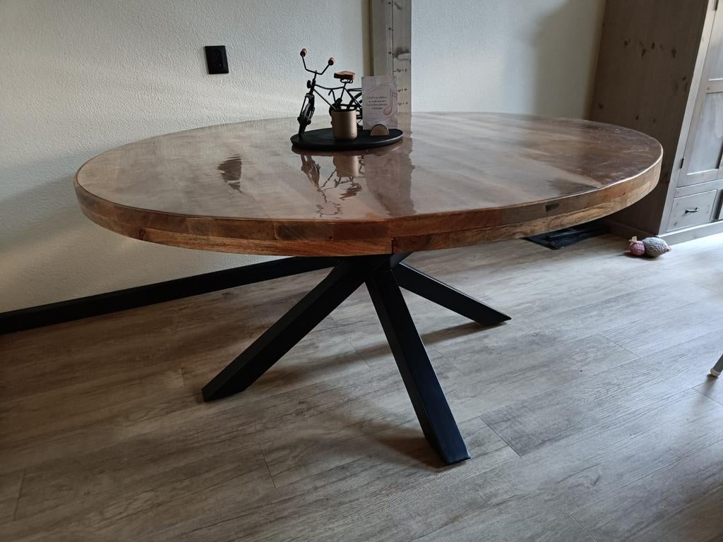 Mooie mango houten eettafel - 160 cm, Ophalen, 150 tot 200 cm, Rond, Zo goed als nieuw