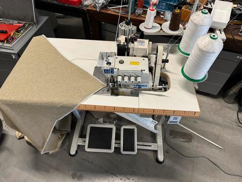 Industriële lockmachine overlock juki met puller loodveter, Hobby en Vrije tijd, Naaimachines en Toebehoren, Nieuw, Lockmachine