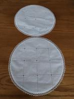 Frivolitè kleedjes/geborduurd, Ophalen of Verzenden, Zo goed als nieuw, Glas of Kopje