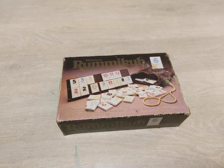 Mini Rummikub Reisspel, Hobby en Vrije tijd, Gezelschapsspellen | Bordspellen, Gebruikt, Een of twee spelers, Drie of vier spelers