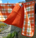 Vintage oranje groen geblokt AaBe dralon deken 110 x 145 cm, Ophalen of Verzenden, Gebruikt, Eenpersoons, Deken of Dekbed