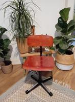 2 vintage retro midcentury bureaustoeltjes kinderstoeltjes, Ophalen, Stoel(en)