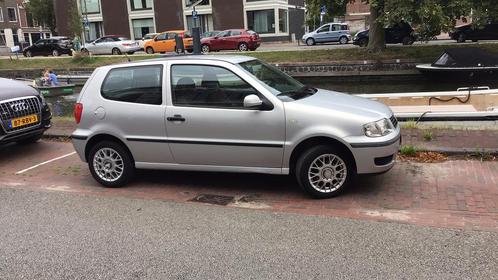 Volkswagen Polo 1.4 44KW 2000 Grijs, Auto's, Volkswagen, Particulier, Polo, Benzine, Hatchback, Handgeschakeld, Origineel Nederlands