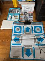 Nintendo Wii Dans/Sport Set Compleet in Doos, Spelcomputers en Games, Spelcomputers | Nintendo Wii, Ophalen, Gebruikt, Met 2 controllers