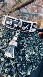 Piano design halsband leer uniek zwart wit hals 40-49 muzie, Ophalen of Verzenden, Zo goed als nieuw