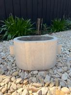 Serax betonpot, Huis en Inrichting, Ophalen, Ovaal