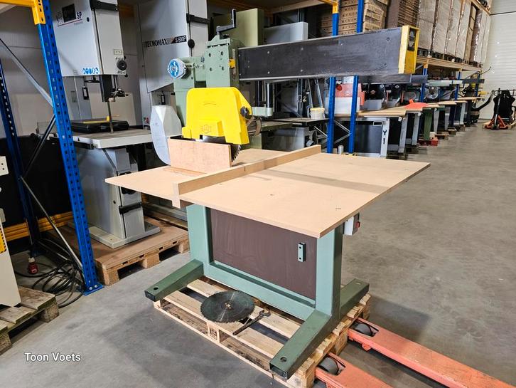 Harwi afkortzaag Type 625U Nieuw Zaagblad, Doe-het-zelf en Verbouw, Gereedschap | Zaagmachines, Gebruikt, Afkortzaag, 1200 watt of meer