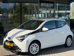 Toyota Aygo 1.0 VVT-i x-play Navi|Camera|Carplay, Voorwielaandrijving, Gebruikt, Euro 6, 4 stoelen