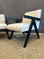2 Scandinavische Fauteuil - Stijlvol Design, Ophalen, Gebruikt, Minder dan 75 cm, 50 tot 75 cm