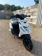 piaggio zip 2 takt goede staat, Ophalen, Zip, Zo goed als nieuw, Benzine