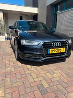 Audi A4 1.8 TFSI Multitronic S line Blauw - 2013, Auto's, Audi, 1440 kg, Zwart, 4 cilinders, Blauw
