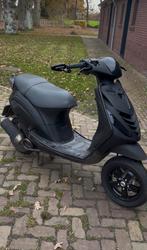 Zip 4t 80cc, Fietsen en Brommers, Scooters | Piaggio, Ophalen of Verzenden, Zo goed als nieuw, Benzine, Zip