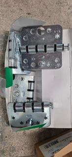 Nieuwe AXA scharnieren - SKG3, Ophalen of Verzenden, Nieuw, IJzer, Scharnier