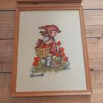 Lucky Vintage geborduurde Prenten Hummel in Houten Lijst, Huis en Inrichting, Minder dan 50 cm, N.v.t., Ophalen of Verzenden, Hummel