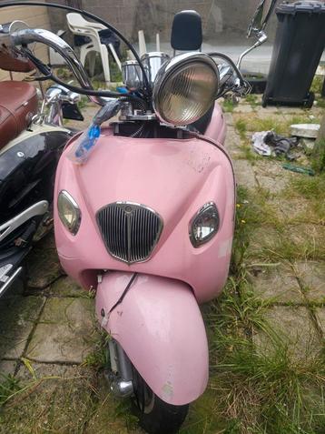 retro la Souris retro iva beschikbaar voor biedingen